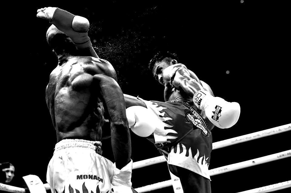 WATCH: 4 Things You Must Know About Using The Switch Kick In Muay Thai (Videos)