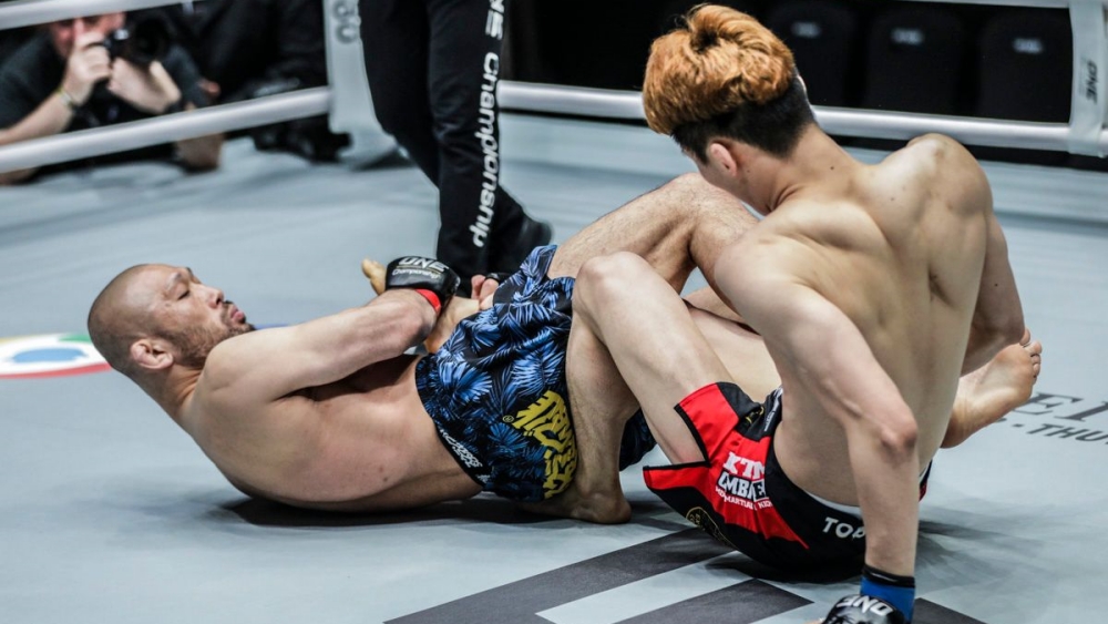 How To Perfect The Imanari Roll In BJJ