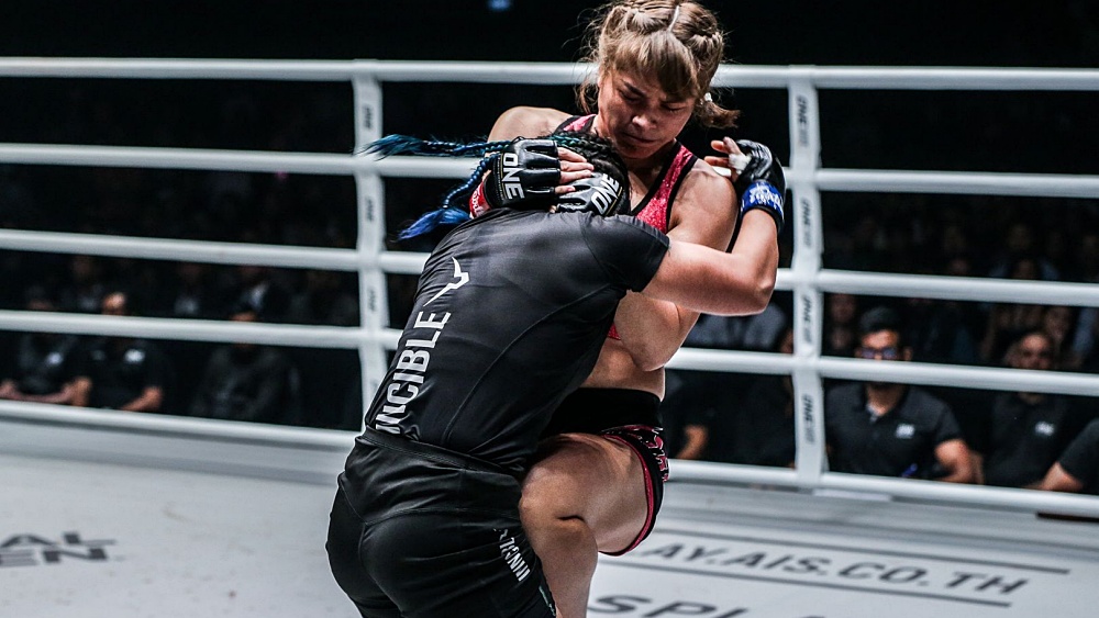 The Top 4 Muay Thai Dumps To Add To Your Arsenal