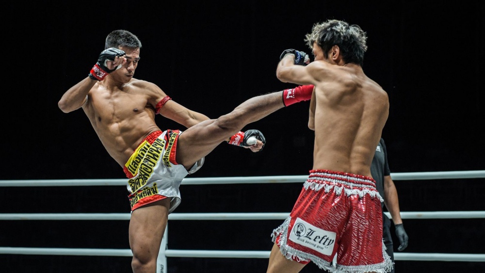 5 Tips To Gauging Range And Managing Distance In Muay Thai