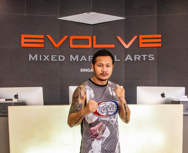 World Champion Yodsanklai Fairtex